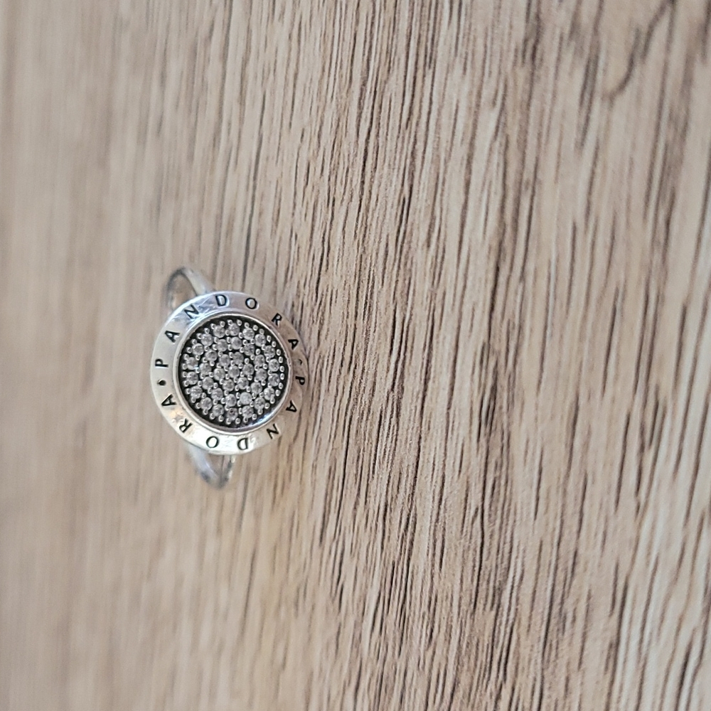 Pandora Ring